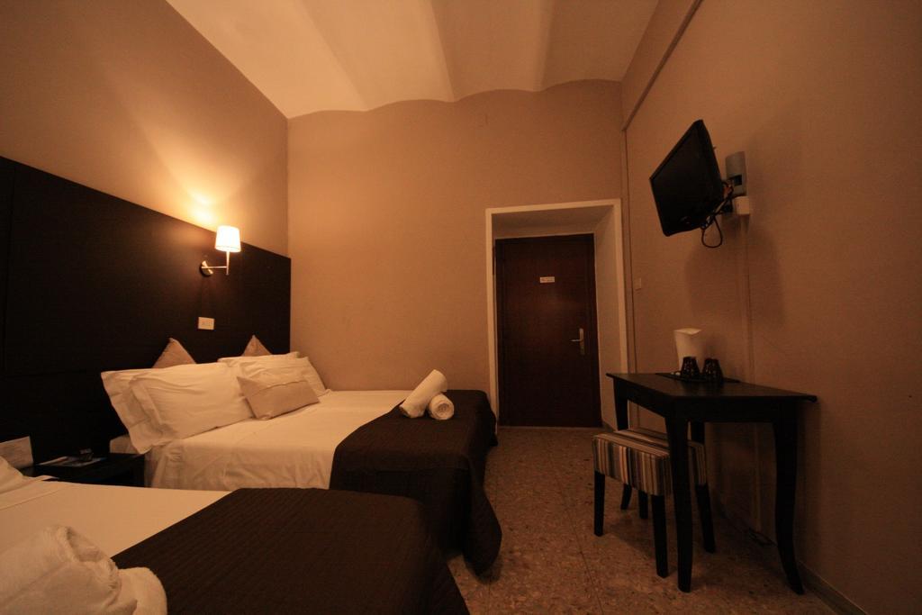 Hotel Felice Ρώμη Δωμάτιο φωτογραφία